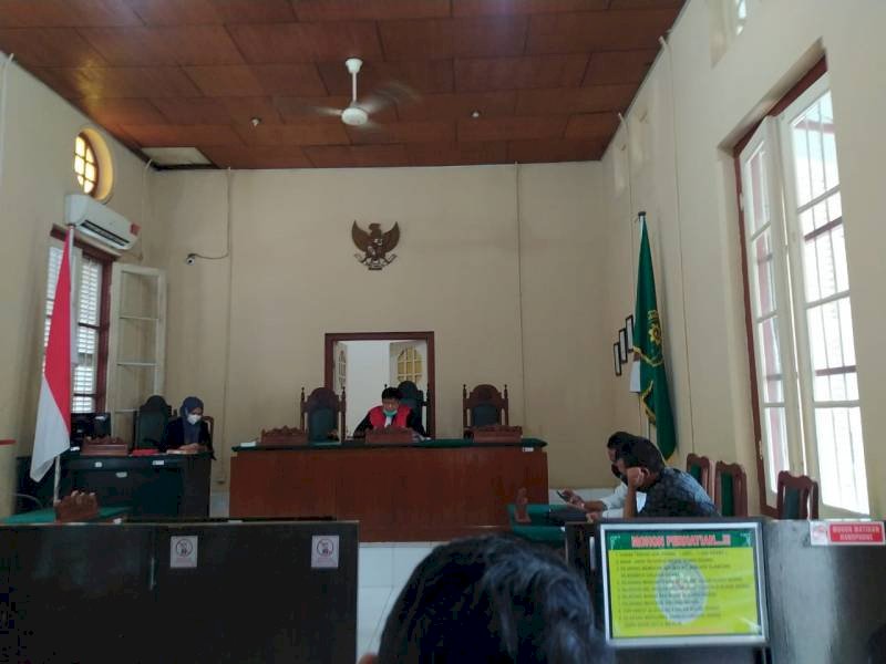 Sidang kasus dugaan pemalsuan surat atas lahan eks Kebun Binatang Makassar. 