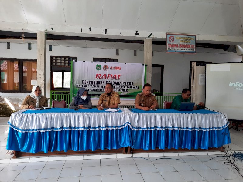 Rapat penyusunan rencana Peraturan Daerah tentang Pedoman Pengakuan dan Perlindungan Masyarakat Hukum Adat (MHA)