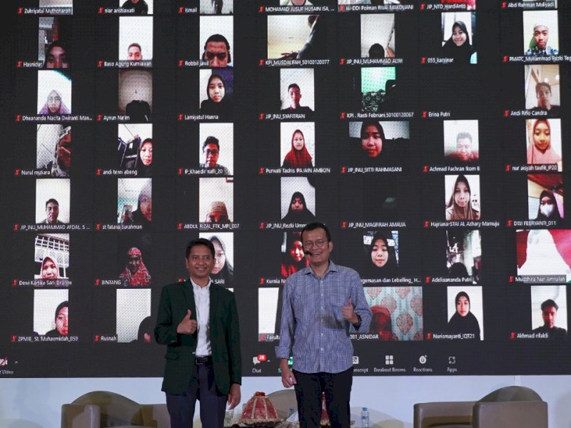 Rektor UIN Alauddin Makassar Prof Hamdan Juhannis saat mengikuti Seminar Indonesia Emas 2045, di Gedung Auditorium Kampus II UIN, Senin (13/6/2022).