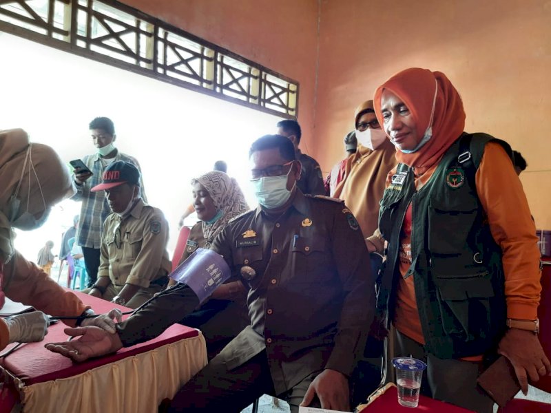 Hari Donor Darah Sedunia di Desa Giri Kusuma Kecamatan Malangke.