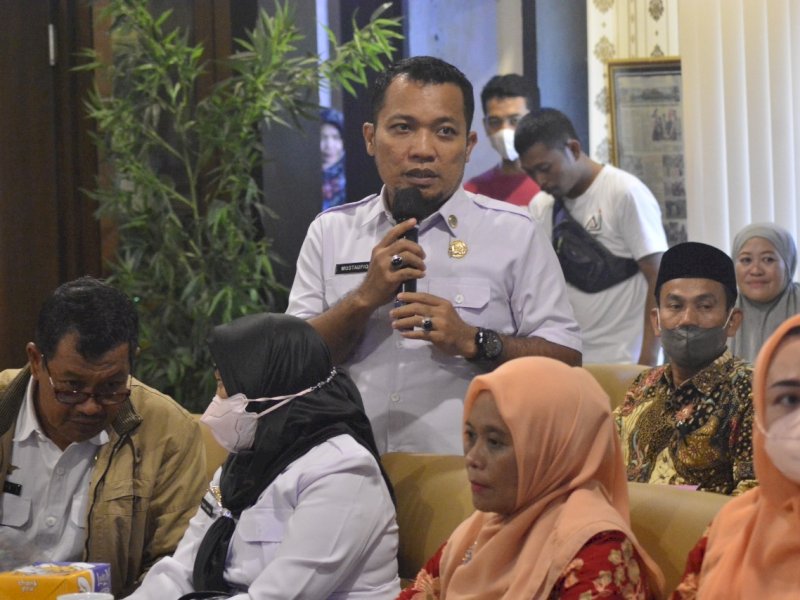 Plt Kepala Dinas Kominfo dan Statistik Jeneponto Mustaufiq menjelaskan soal statistik capaian Jeneponto. 