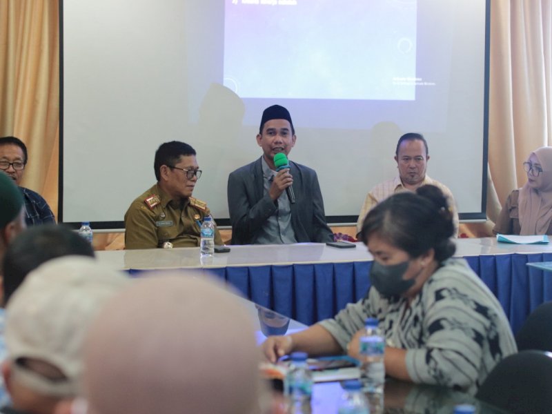 Ketua DPKM Makassar Rudianto Lallo menggelar rakor dengan komponen dinas pendidikan.