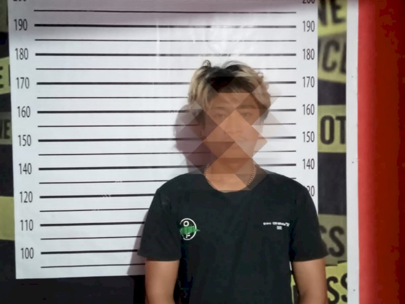 Tersangka IS alias Lona (25).