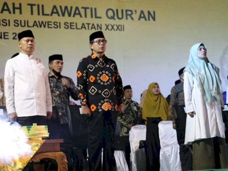 Wabup Lutra Suaib Mansur menghadiri penutupan MTQ di Stadion La Patau Matanna Tikka, Kabupaten Bone, Kamis (30/6/2022).