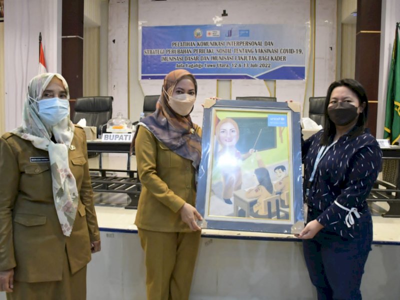 Bupati Luwu Utara Indah Putri Indriani membuka pelatihan yang dilaksanakan selama dua hari, 12 &ndash; 13 Juli 2022, di Aula Hotel Bukit Indah, Masamba.