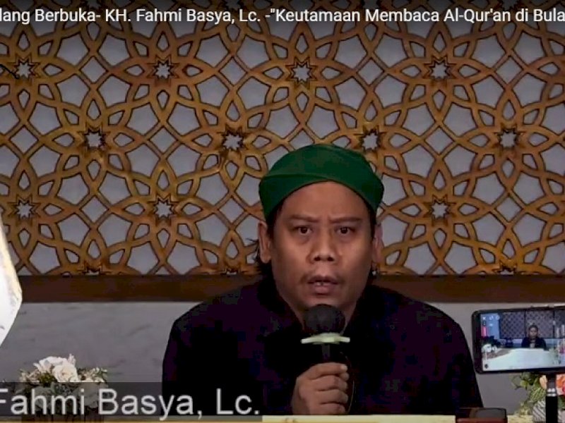 KH Fahmi Basya LC