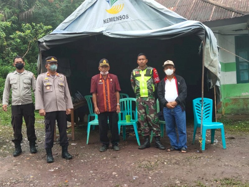 Polres Torut melakukan penyekatan di perbatasan untuk mencegah PMK. 