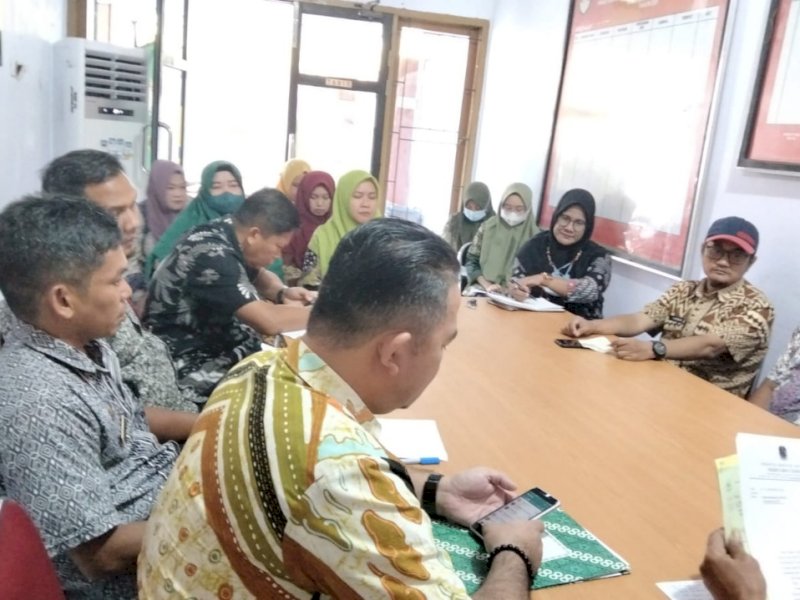 Rapat Persiapan APKASI Otonomi Expo 2022 baru-baru ini di Ruang Rapat Kantor DPMPTSP.