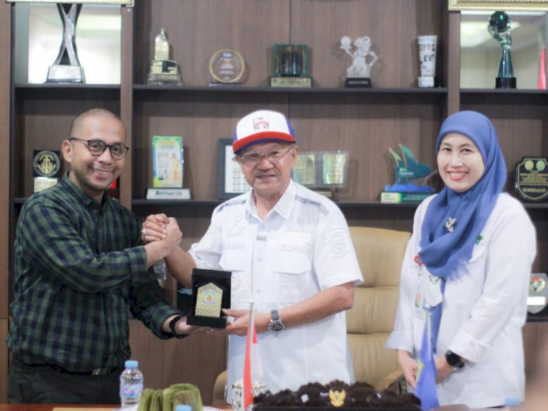 Bupati Jeneponto Iksan Iskandar menerima para pelaku dunia usaha, Rabu (27/7/2022).