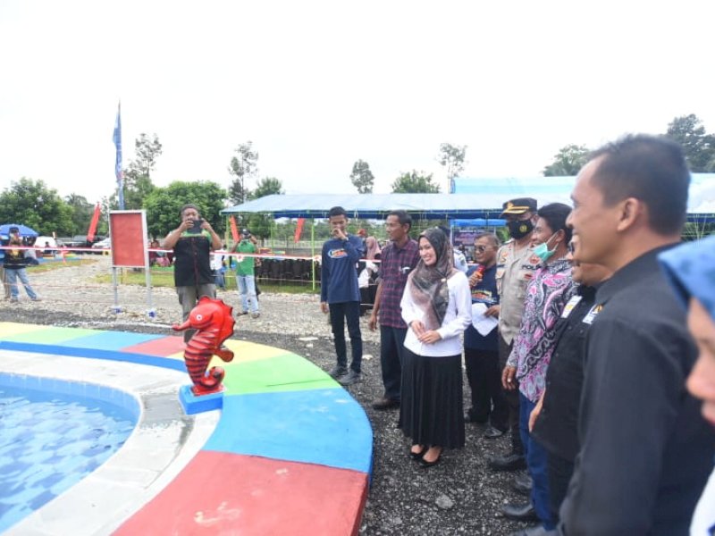 Bupati Luwu Utara Indah Putri Indriani meresmikan destinasi wisata baru di Desa Sumberdadi, Kecamatan Tanalili, Rabu (27/7/2022).