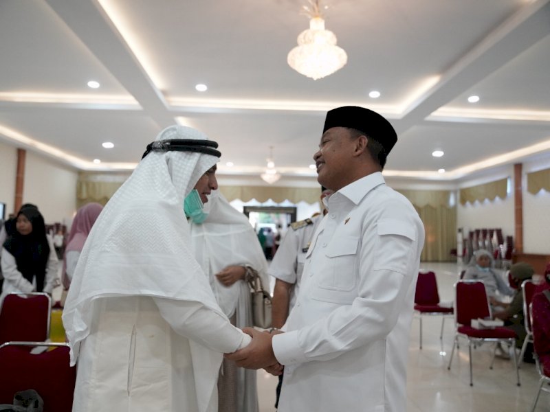 Sambut Kedatangan Jemaah Haji Bantaeng, ini Pesan Ilham Azikin