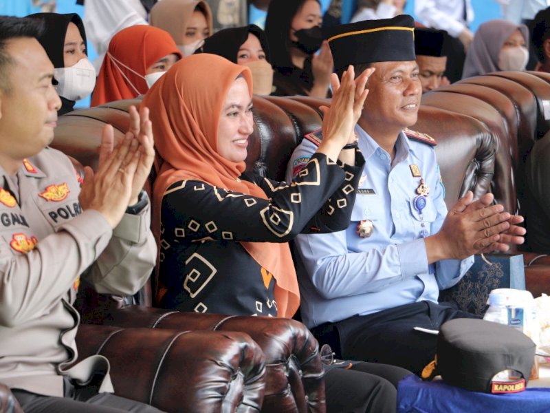 Bupati Lutra Indah Putri Indriani membuka Bimsos Pemerlu Pelayanan Kesejahteraan Sosial (PPKS) bagi Warga Binaan, Kamis (4/8/2022), di Rumah Tahanan (Rutan) Kelas IIB Masamba