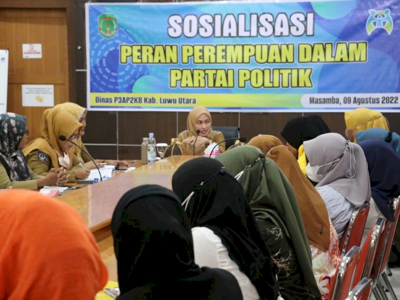 Sosialisasi Peran Perempuan Dalam Partai Politik yang dilaksanakan DP3AP2KB, Selasa (9/8/2022), di Ruang Rapat Wakil Bupati.