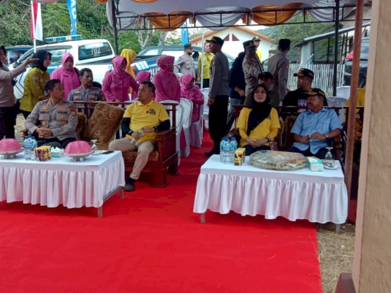 Bupati Jeneponto Iksan Iskandar meresmikan kantor Subsektor Polsek Bontoramba,  Sabtu (13/8/2022).