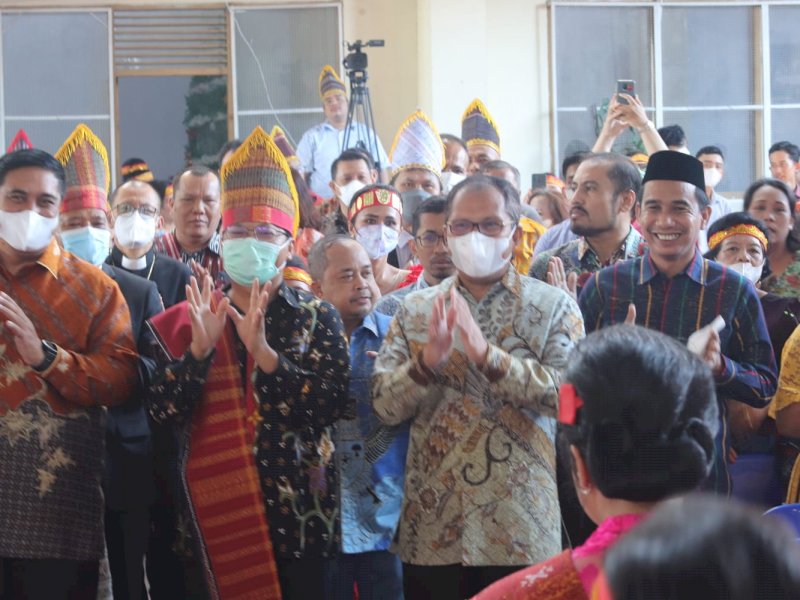 Rudianto Lallo diperkenalkan sebagai caleg DPR RI. 