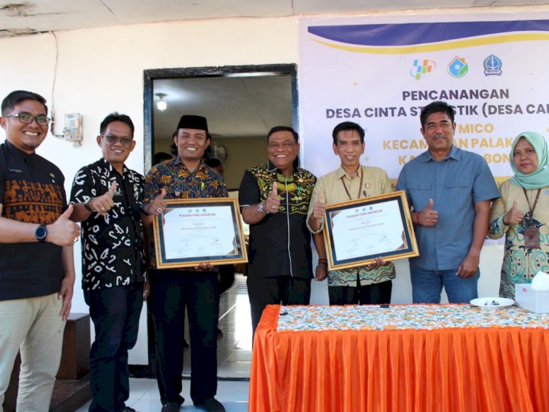 Bupati Bone Andi Fahsar M Padjalangi membuka Pencanangan Desa Mico sebagai Desa Cantik.