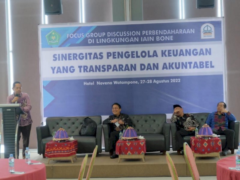 FGD IAIN Bone digelar di Novena Hotel, Sabtu (27/8/2022).