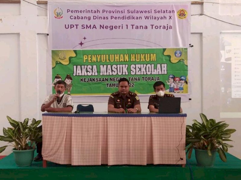 Program Jaksa Masuk Sekolah di SMAN 1 Tator. 