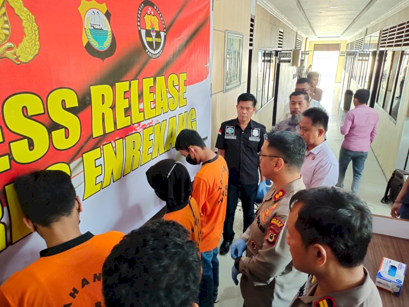 Polres Enrekang merilis pengungkapan kasus narkoba. 