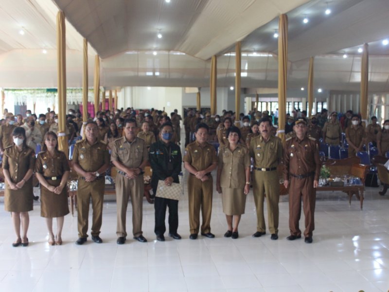 Pemkab Toraja Utara mencanangkan program Desa Cinta Statistik (Desa Cantik) di 151 desa/kelurahan se-Kabupaten Toraja Utara, Selasa (30/8/2022).