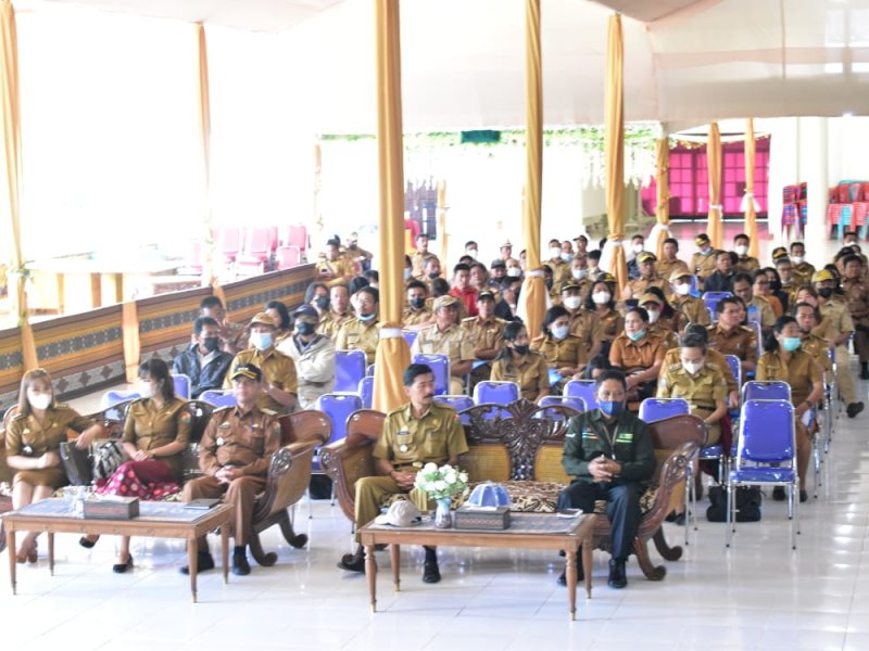 Pemkab Toraja Utara mencanangkan program Desa Cinta Statistik (Desa Cantik) di 151 desa/kelurahan se-Kabupaten Toraja Utara, Selasa (30/8/2022).
