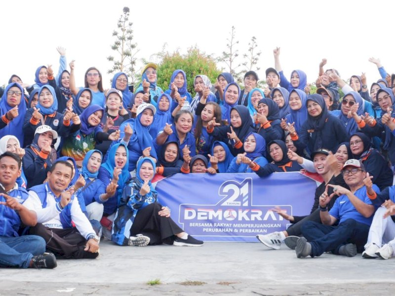 Kader Demokrat Gowa merayakan HUT ke-21 dengan berbagai kegiatan amal. 