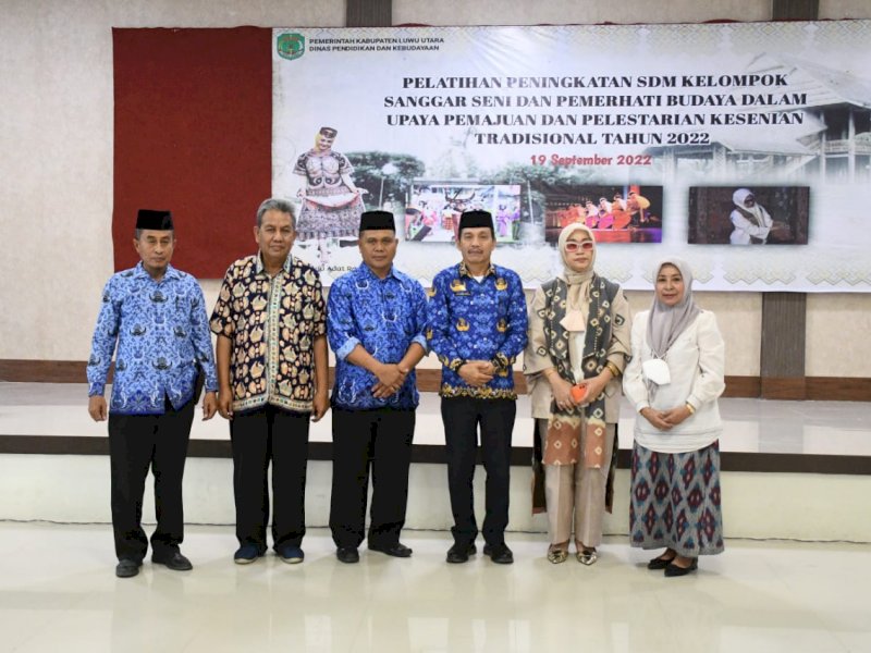 Pelatihan Peningkatan Sumber Daya Manusia Kelompok Sanggar Seni dan Pemerhati Budaya dalam upaya Pemajuan dan Pelestarian Kesenian Tradisional, Senin (19/9/2022). 