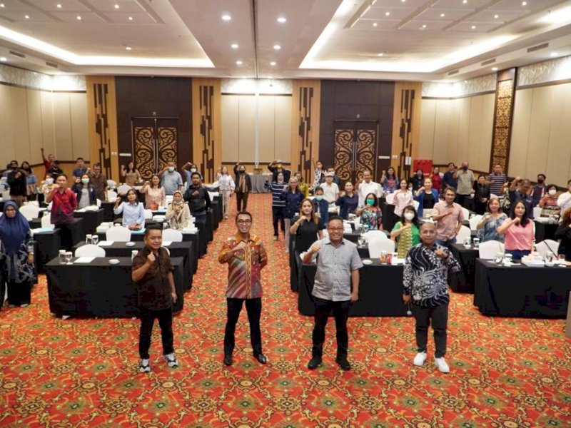 Anggota DPRD Kota Makassar Fraksi Nasdem Mario David PN menggelar sosialisasi Peraturan Daerah Kota Makassar Nomor 7 tahun 2015 Tentang Penyelenggaraan Bantuan Hukum, Kamis (22/9/2022).