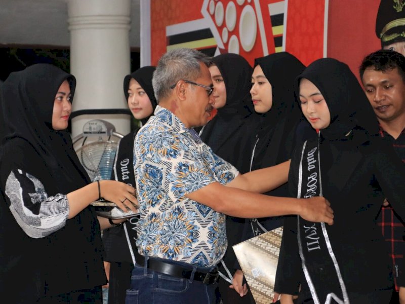 Duta Porprov dikukuhkan oleh Sekretaris Daerah (Sekda) Bulukumba Muh Ali Saleng di Pendopo Rujab Bupati Bulukumba, Kamis, 29 September 2022 malam.