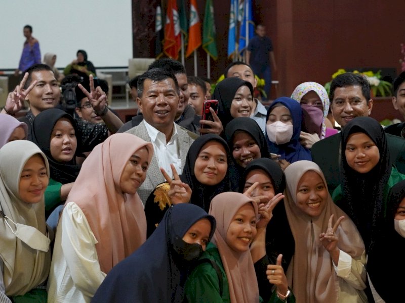 Bupati Bulukumba Andi Muchtar Ali Yusuf usai memberikan kuliah umum di Auditorium Kampus 2 Universitas Islam Negeri (UIN) Alauddin Makassar.