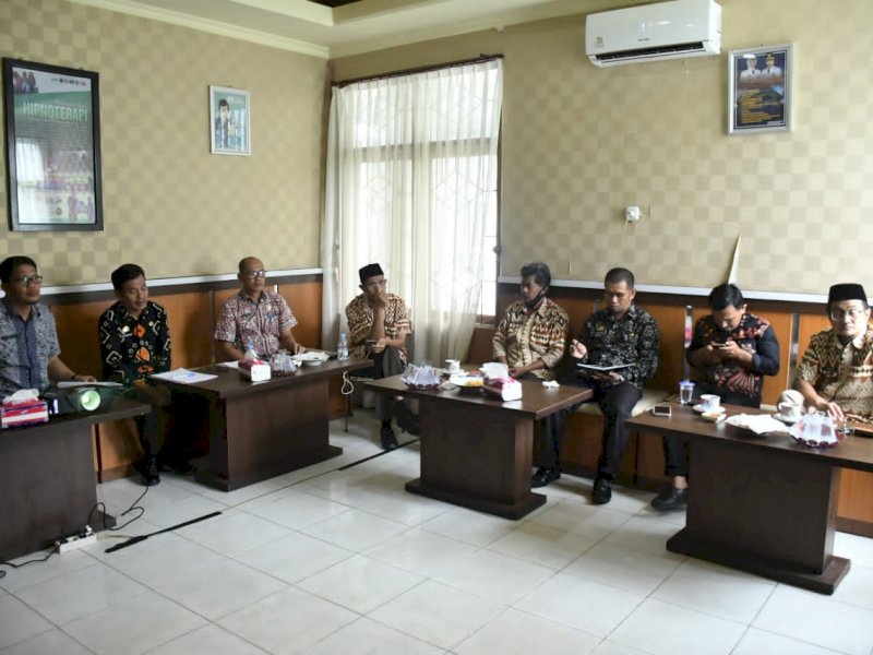 Rapat Persiapan Penilaian UKPP, Kamis (6/10/2022), di Warkop Indah Kantor Bupati. 