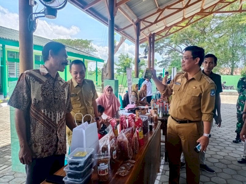 Wakil Bupati Bulukumba Andi Edy Manaf, menghadiri pelatihan dan pameran Bakti Kemandirian Masyarakat Kodim 1411/Bulukumba di markas Kodim 1411 Bulukumba, Senin (10/10/2022).