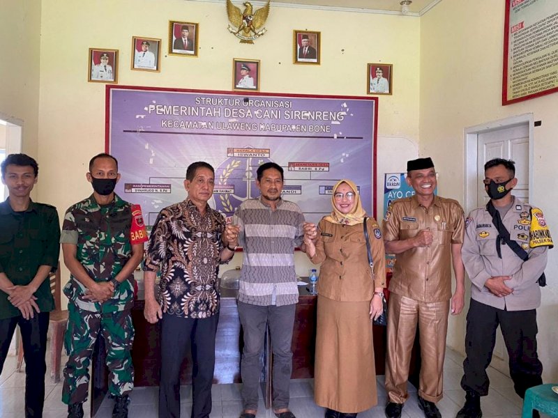 Tiga bakal calon kades Cani Sirenreng usai ditetapkan sebagai calon kades.