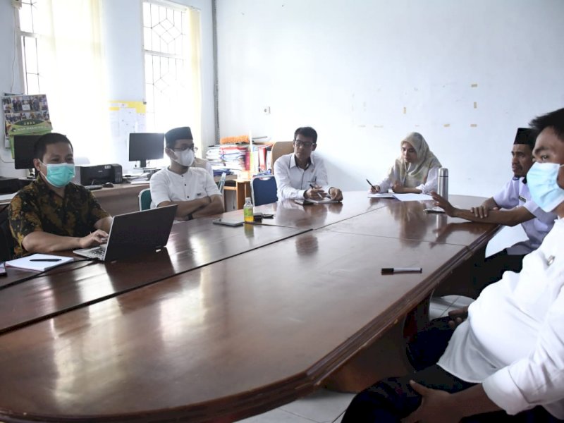 Rapat yang dilaksanakan Rabu 12 Oktober 2022 kemarin, di Ruang Media Center Diskominfo.