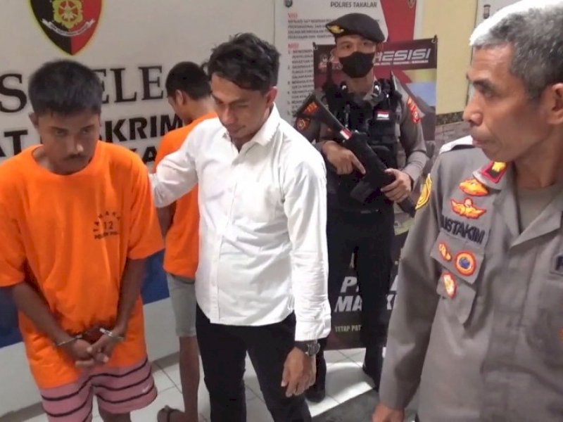 Polres Takalar mengamankan pelaku curnak.