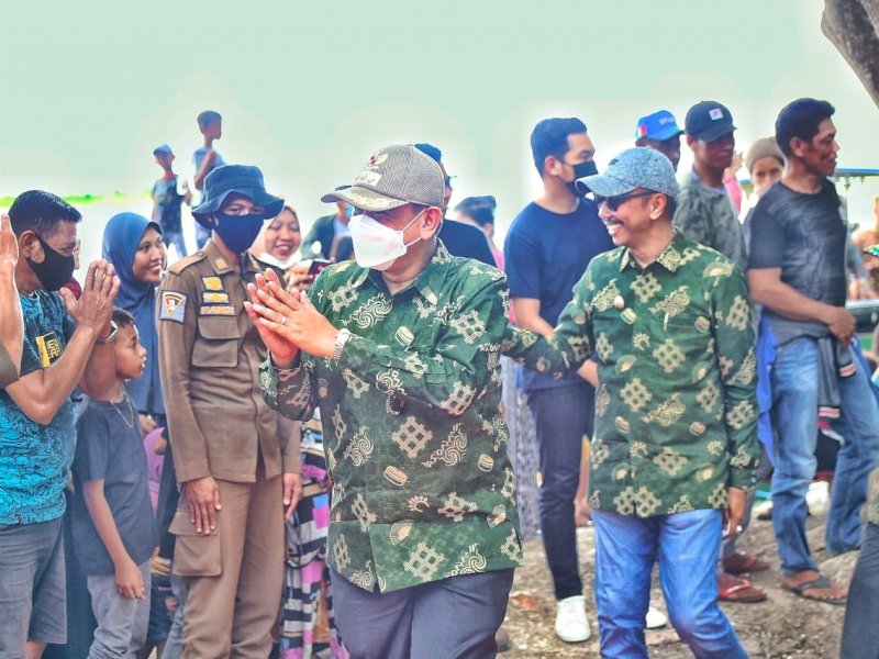 Duet Amran Mahmud-Amran yang siap mencetak petani Milenial di Wajo.