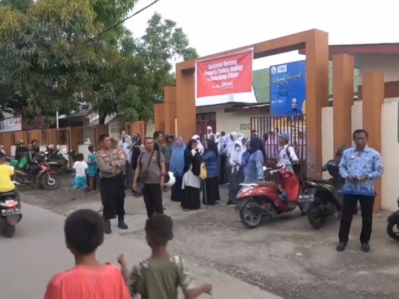 Suasana SMAN 8 Makassar usai diserang kelompok bersenjata panah.