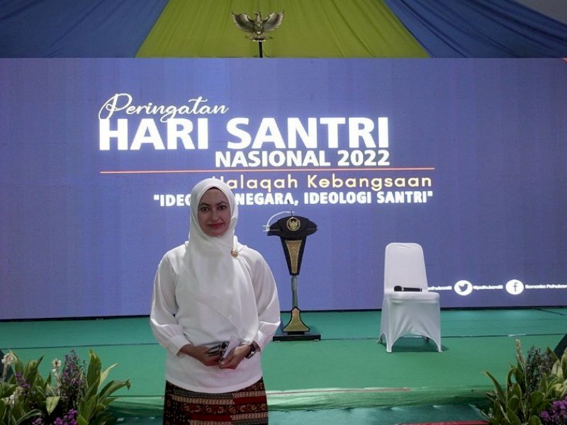 Bupati Lutra Indah Putri Indriani menghadiri Hari Santri di Kemenpolhukam.