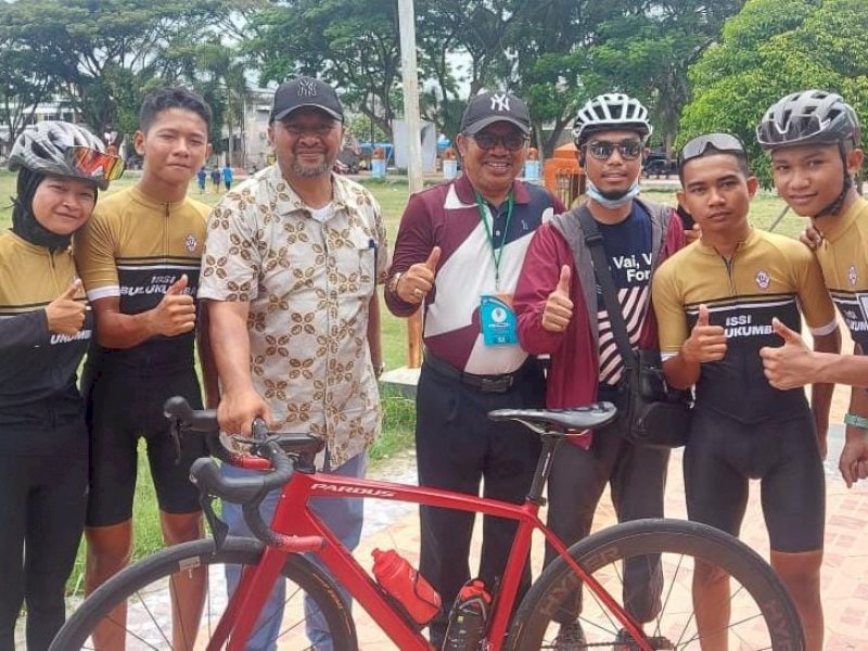 Cabor Sepeda membukukan emas terbanyak bagi Bulukumba di Porprov Sulsel.