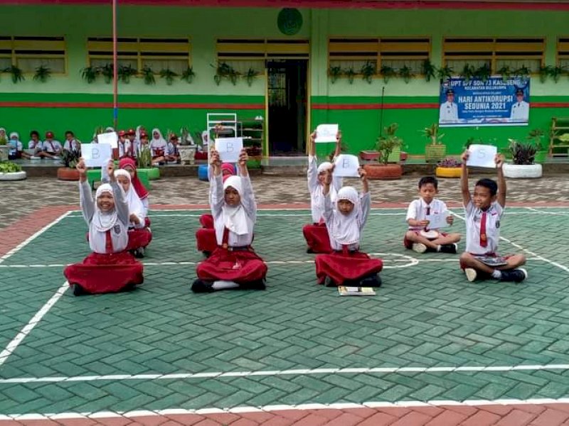Ice Breaking di sekolah di Kabupaten Bulukumba.