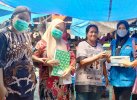 Gandeng Bidan Desa, DP3AP2KB Lutra Beri Pelayanan Kontrasepsi di Pasar Sabbang