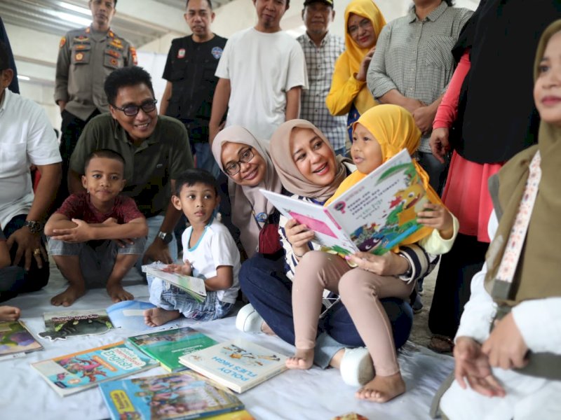 Wakil Wali Kota Makassar Fatmawati Rusdi membuka acara baksos FKKM.