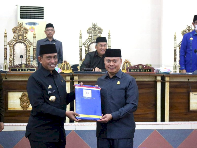 Pemkab bersama DPRD Wajo menyepakati Rancangan Peraturan Daerah (Ranperda) APBD 2023.