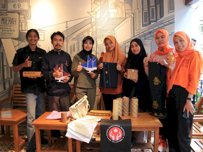 Herfida Perkenalkan UMKM Bulukumba ke Istri Menteri Investasi: Ada Sarung Kajang