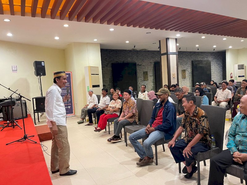 Ketua DPRD Makasar Rudianto Lallo bertemu ketua RT dan RW serta puluhan tokoh masyarakakat se-Kecamatan Biringkanaya, Kota Makassar.