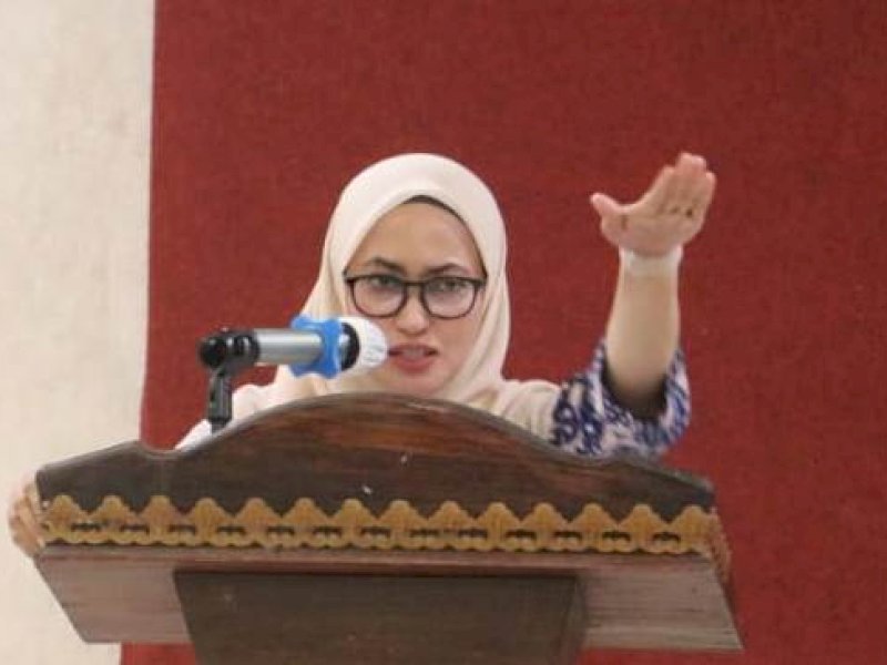Indah Putri Indriani
