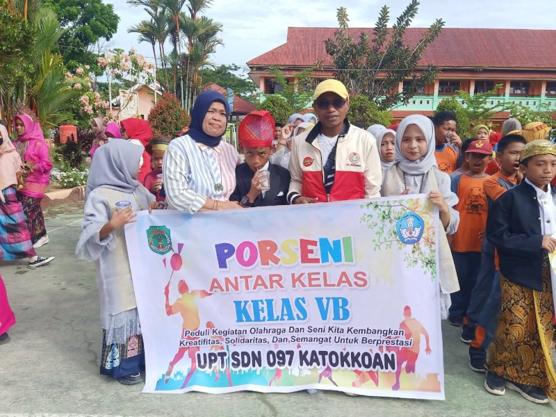 Pembukaan Pekan Olahraga dan Seni (Porseni) Tingkat UPT SD Negeri 097 Katokkoan, Rabu (14/12/2022).