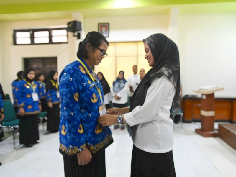 Hadiri Latsar CPNS, Bupati Lutra Beri Tips Jadi Abdi Negara yang Profesional 
