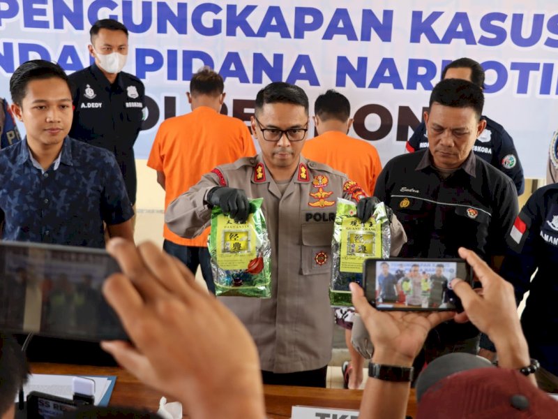 Polres Bone Ungkap Kepemilikan 2 Kg Narkoba, 2 Pengedar Dibekuk