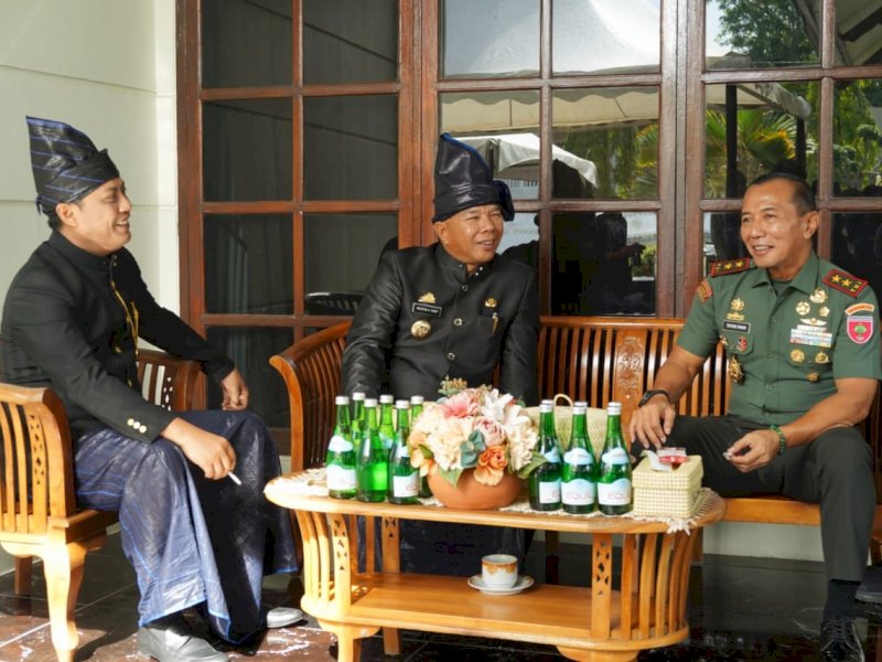 HUT Bulukumba, dari Sudirman hingga AIA Tampil 'Hitam-hitam' Dipadu Passapu Kajang